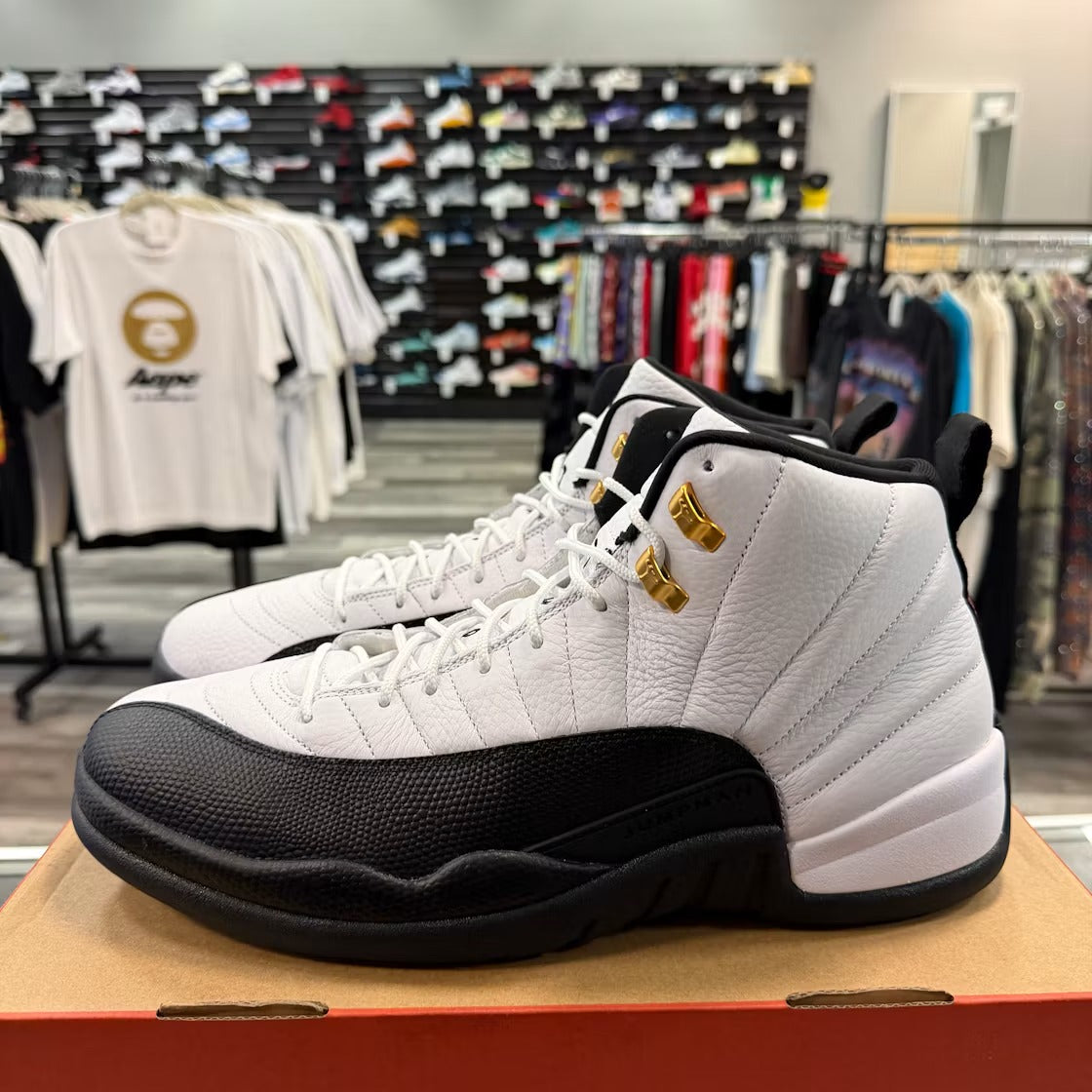 Used - Air Jordan 12 Retro Taxi (2025) - US M 14 - detail 3
