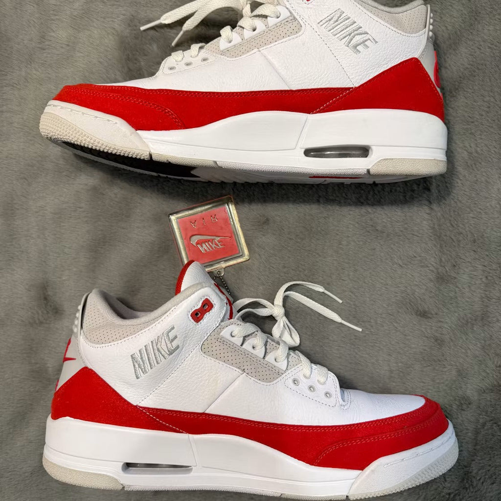 Used - Air Jordan 3 Retro Tinker White University Red - US M 13 - detail 4