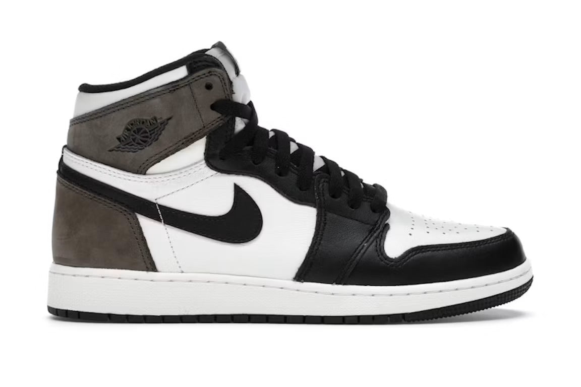 Used - Air Jordan 1 Retro High Dark Mocha (GS) - US 6Y - catalog main image