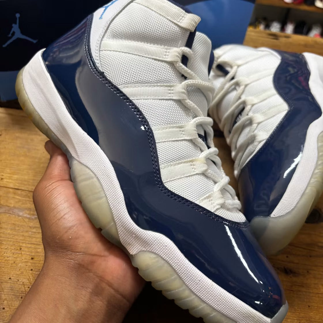Used - Air Jordan 11 Retro UNC Win Like 82 - US M 12 - detail 2