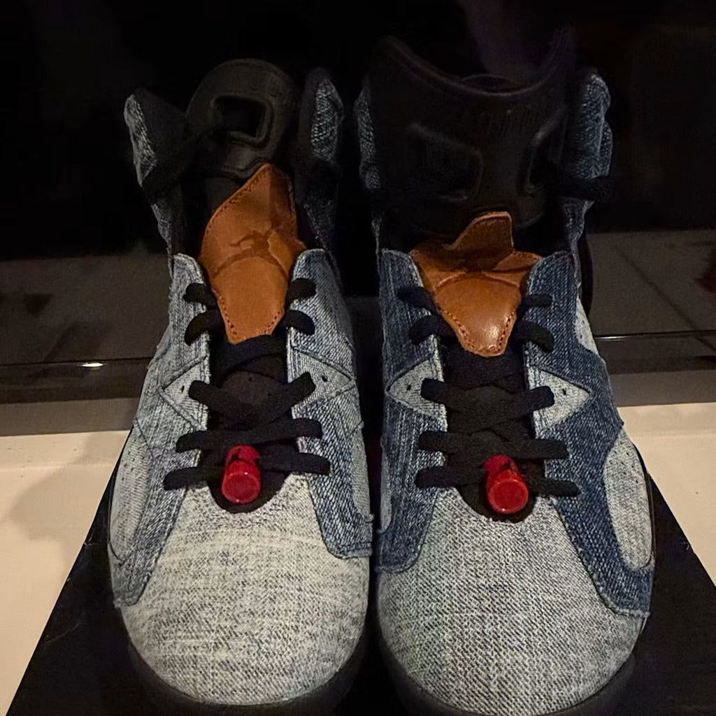 Used - Air Jordan 6 Retro Washed Denim - US M 11 - detail 1