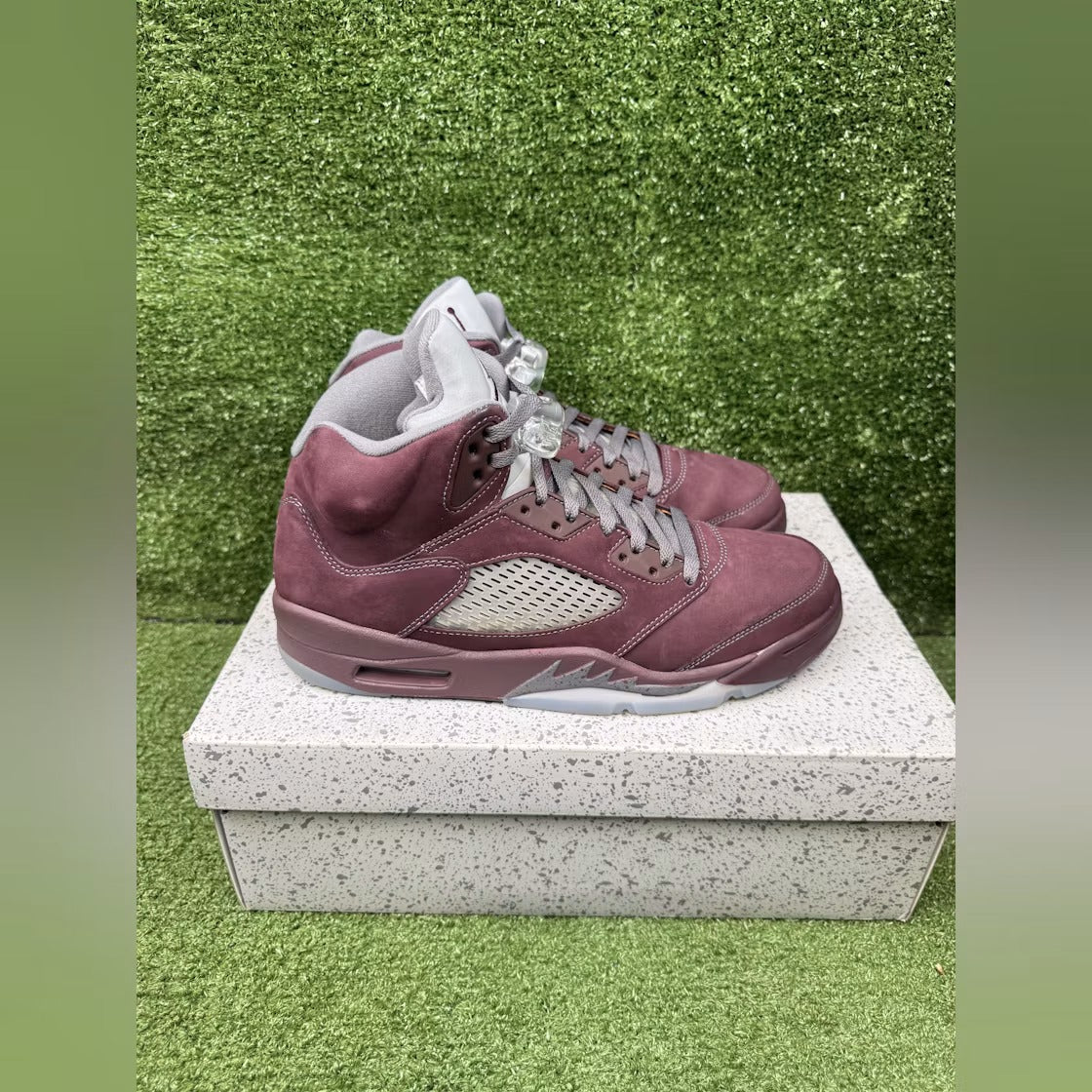 Used - Air Jordan 5 Retro Burgundy (2023) - US M 10.5 - detail 3