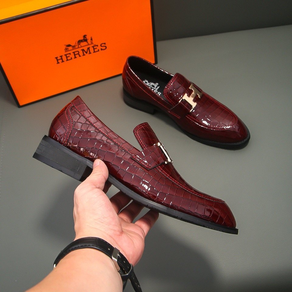Hermès Burgundy Crocodile-Pattern Loafers — model