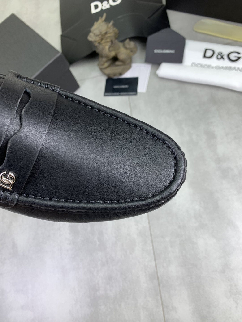 Dolce & Gabbana Navy Driving Loafers — detail