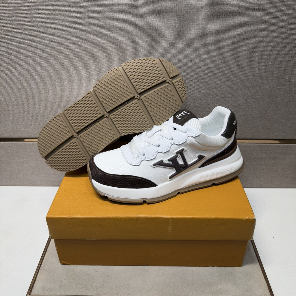 Louis Vuitton Contrast-Trim Low-Top Sneakers — detail