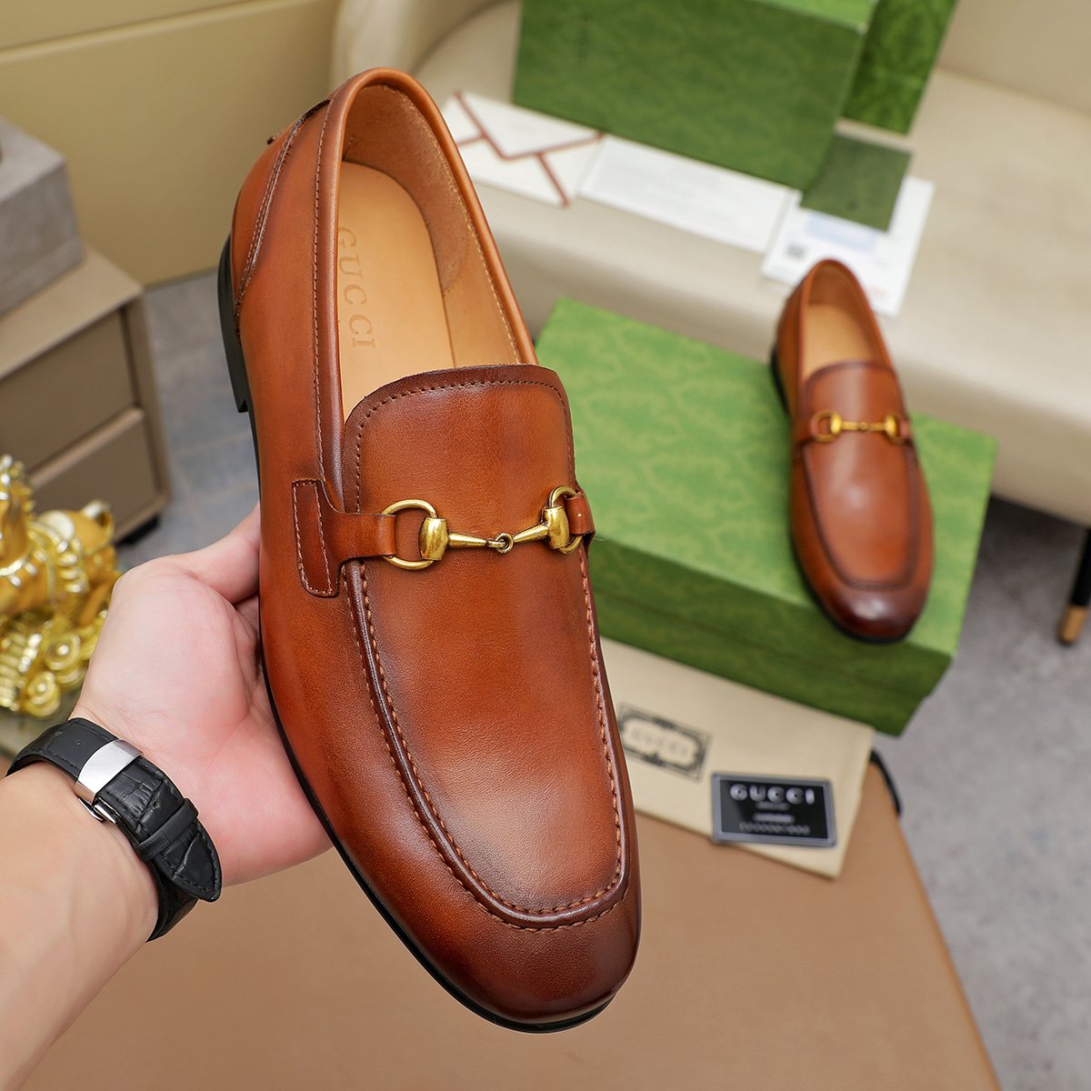 Gucci Bit-Detail Slip-On Loafers — model