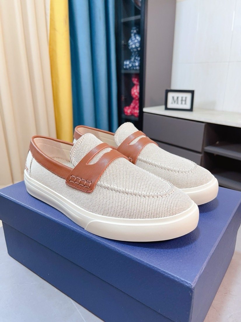 Dior Beige Contrast-Trim Loafers — front