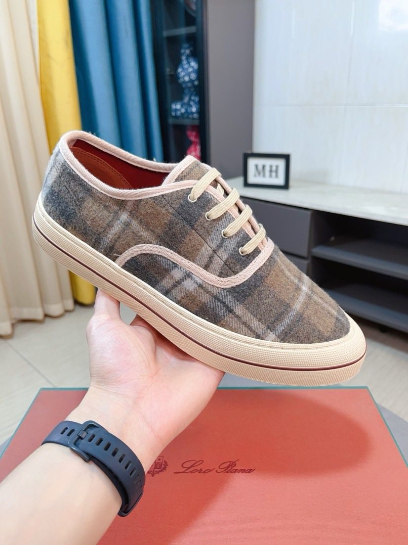 Loro Piana Contrast-Trim Low-Top Casual Shoes — model