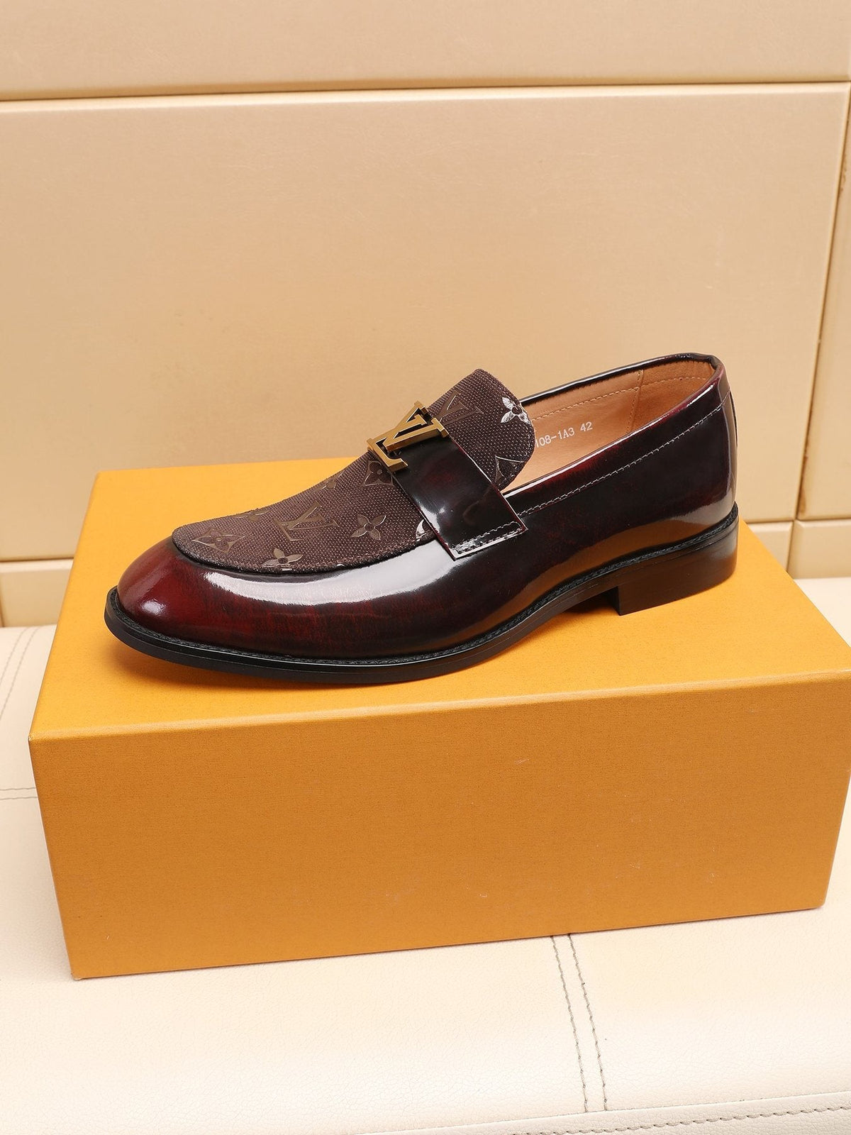 Louis Vuitton Patterned Vamp Loafers — side