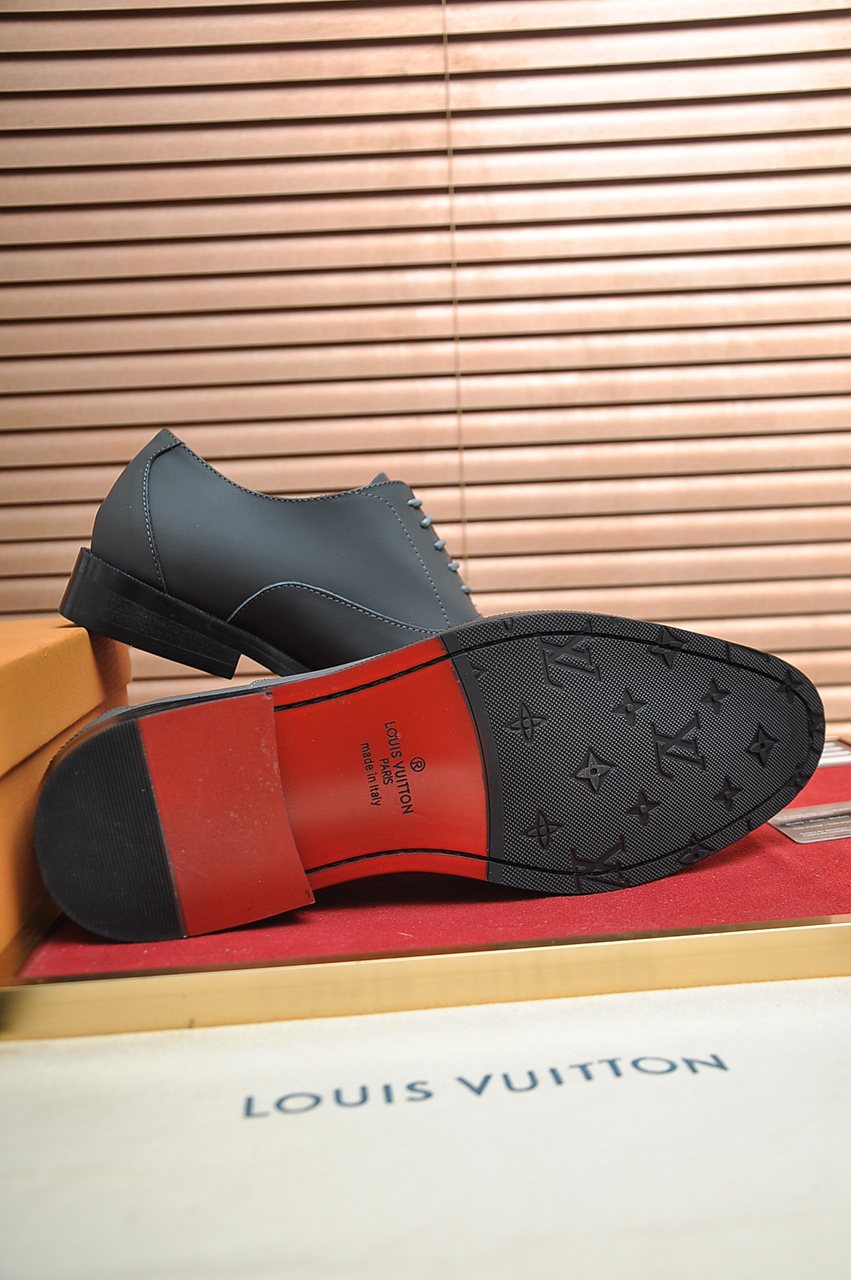 Louis Vuitton Cap-Toe Lace-Up Dress Shoes — back
