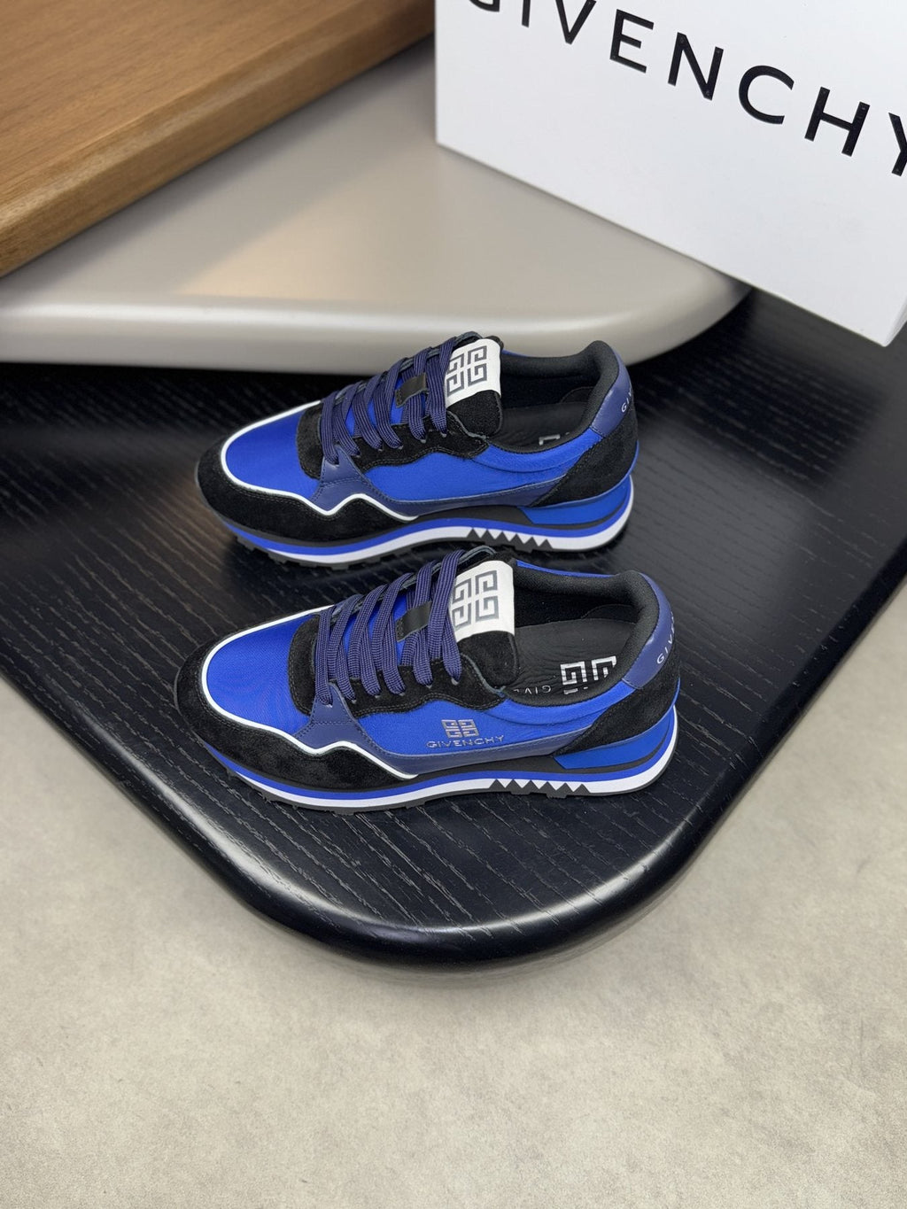 Givenchy Contrast-Trim Lace-Up Sneakers — front
